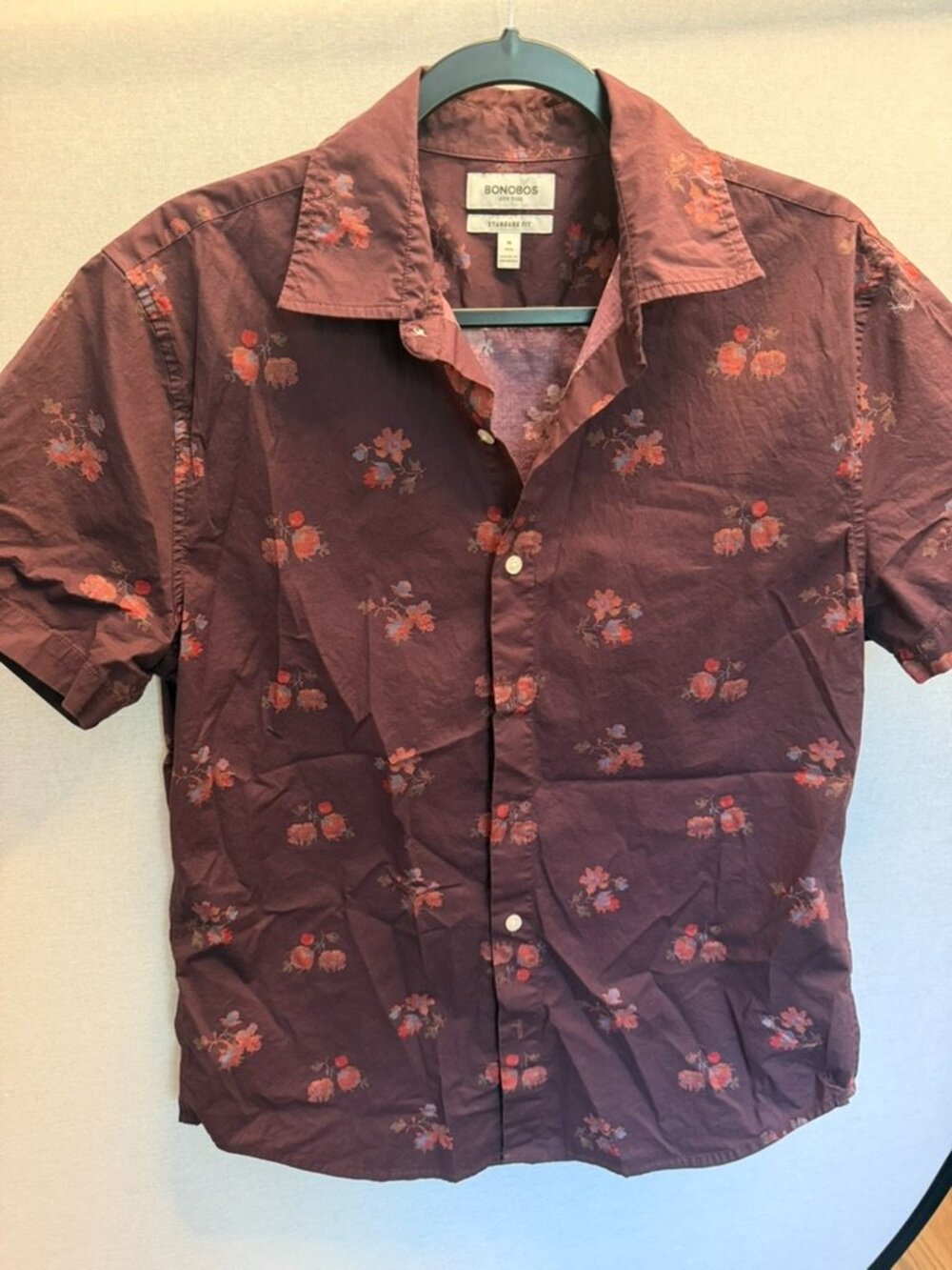 Bonobos Men’s Medium Standard Fit Burgundy Floral Short Sleeve Button-Up Shirt